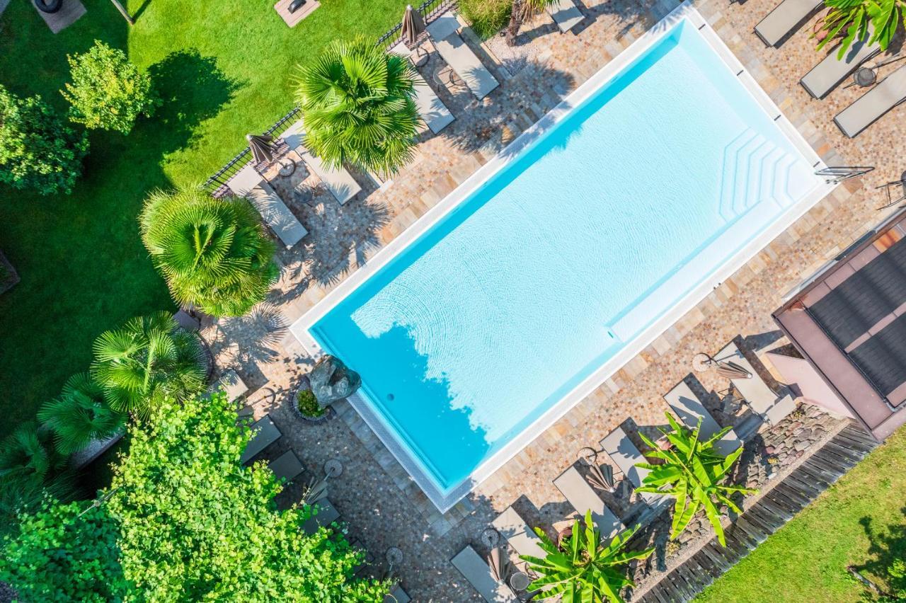 גרגצונה Hotel Christine מראה חיצוני תמונה