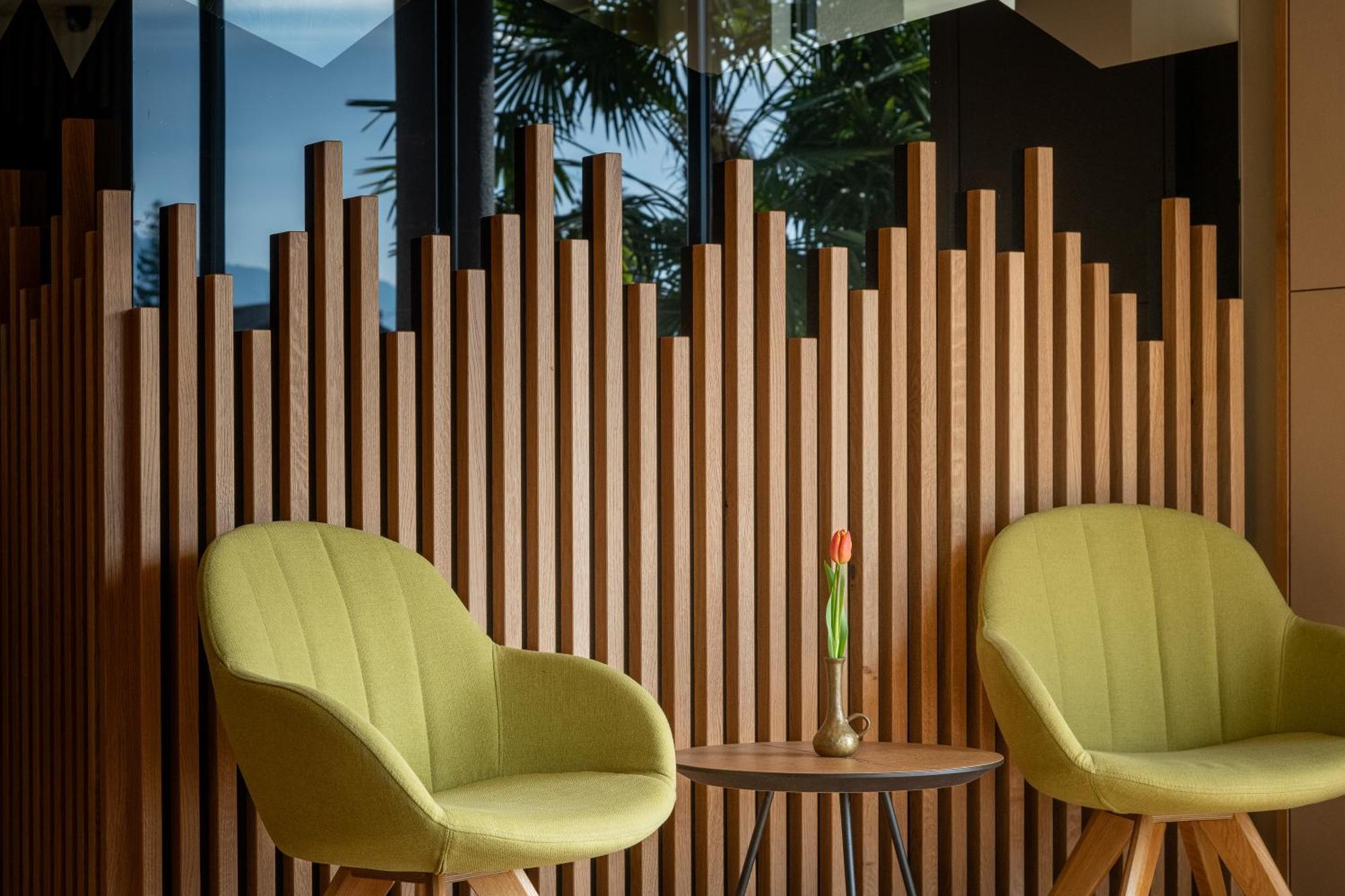גרגצונה Hotel Christine מראה חיצוני תמונה