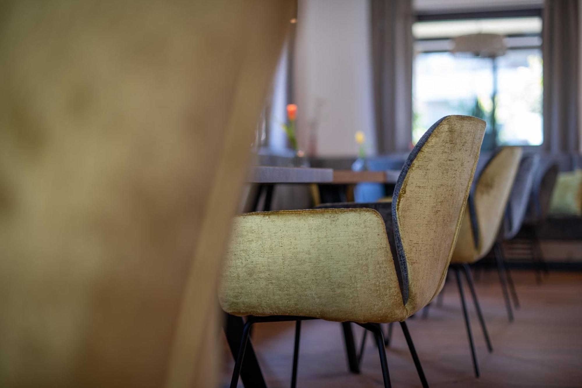 גרגצונה Hotel Christine מראה חיצוני תמונה